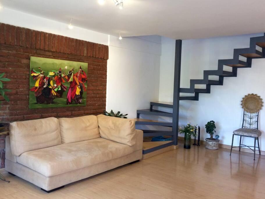 B&B Oui Madame Tijuana Bilik gambar