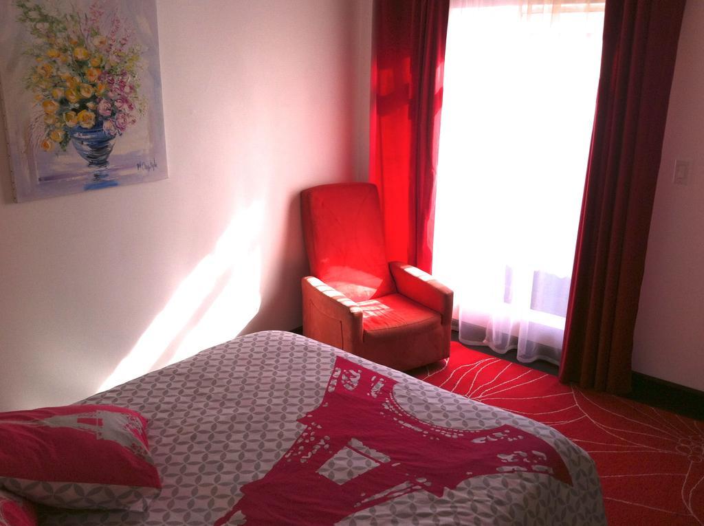 B&B Oui Madame Tijuana Bilik gambar