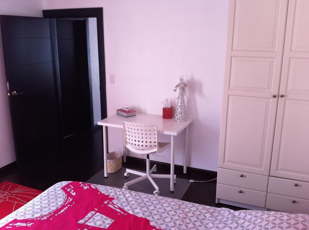 B&B Oui Madame Tijuana Bilik gambar
