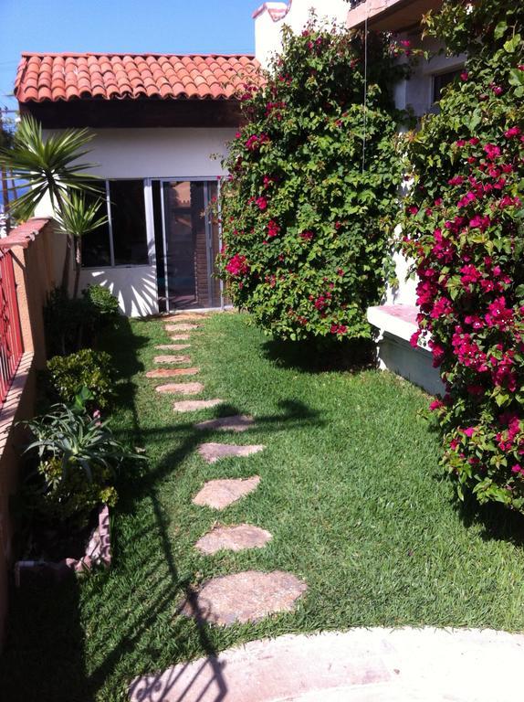 B&B Oui Madame Tijuana Luaran gambar