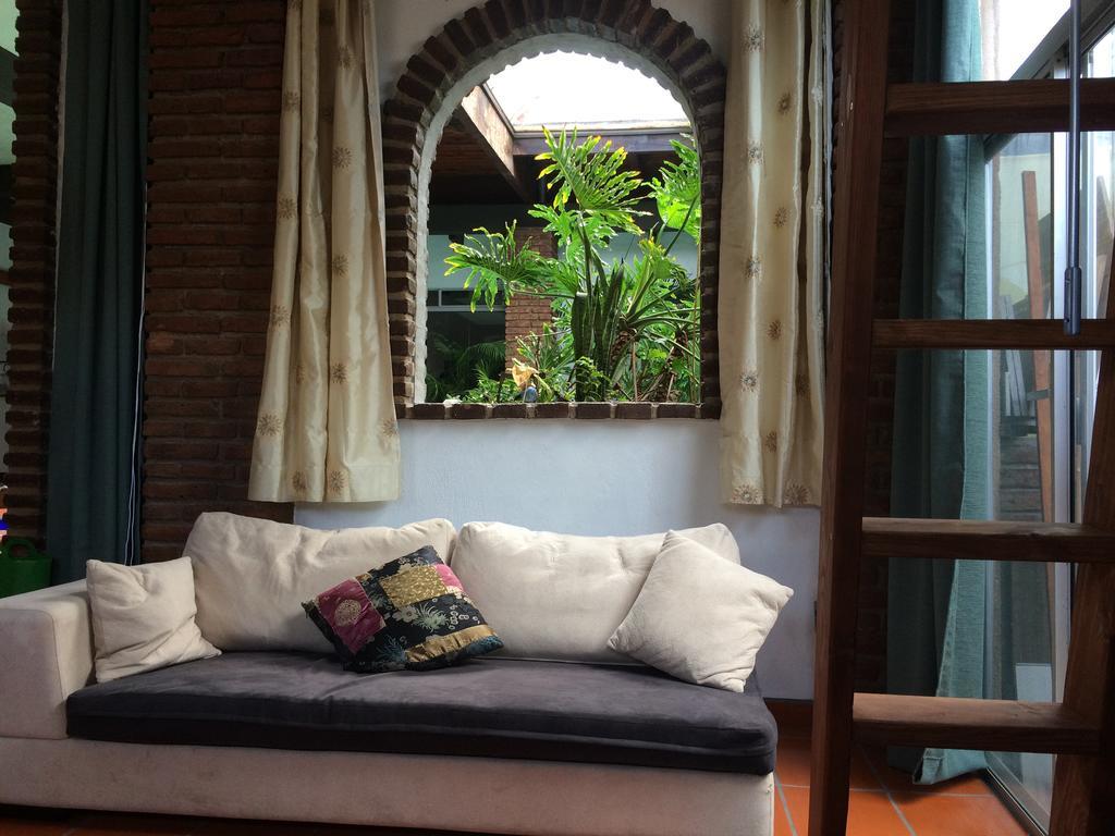 B&B Oui Madame Tijuana Bilik gambar