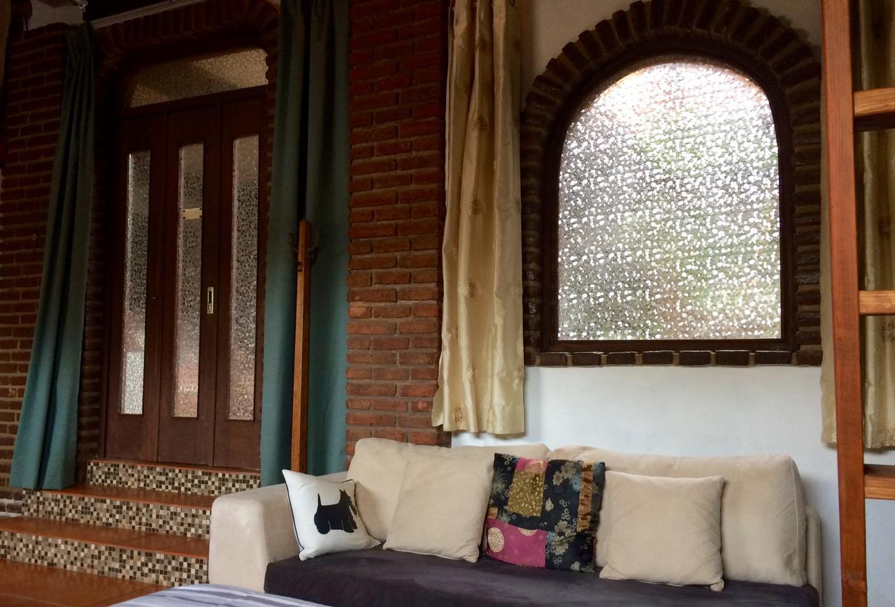B&B Oui Madame Tijuana Luaran gambar